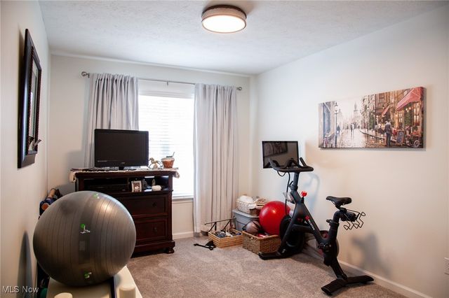 1362 Maple Grove Lane, Uniontown, OH 44685