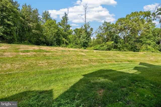 218 HUDSON DR, Phoenixville, PA 19460