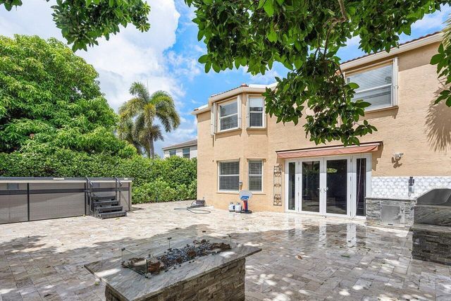 6328 STONEHURST Circle, Lake Worth, FL 33467