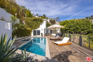 1568 Viewsite Drive, Los Angeles, CA 90069