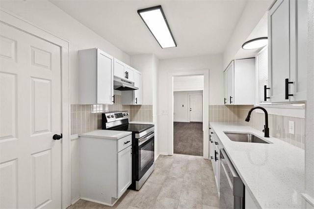 8028 Flora Avenue, Kansas City, MO 64131