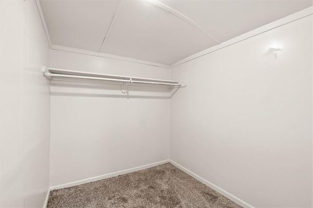 8028 Flora Avenue, Kansas City, MO 64131