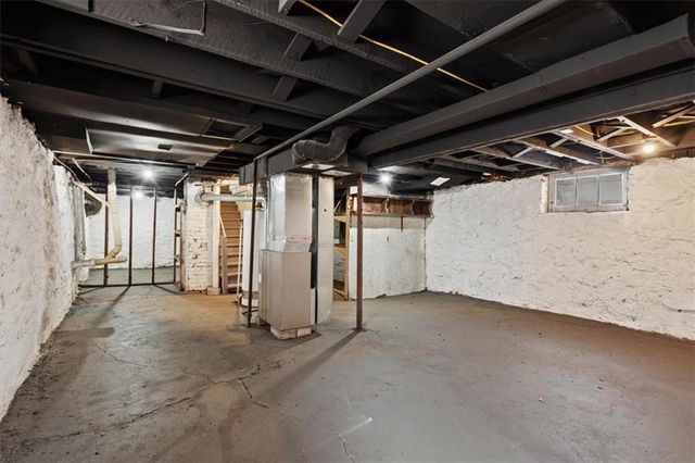 8028 Flora Avenue, Kansas City, MO 64131