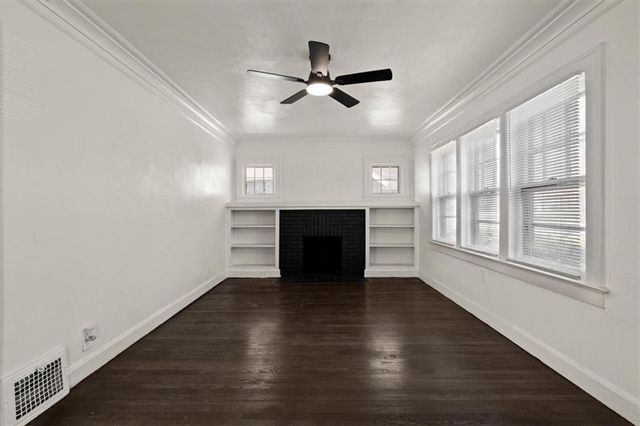 8028 Flora Avenue, Kansas City, MO 64131