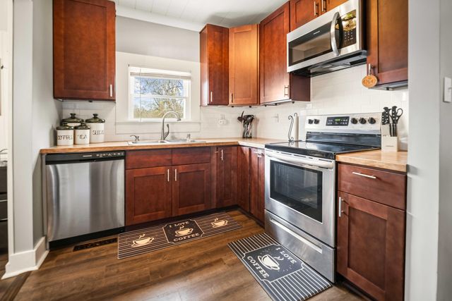 345 Sunset Drive, Jamestown, KY 42629