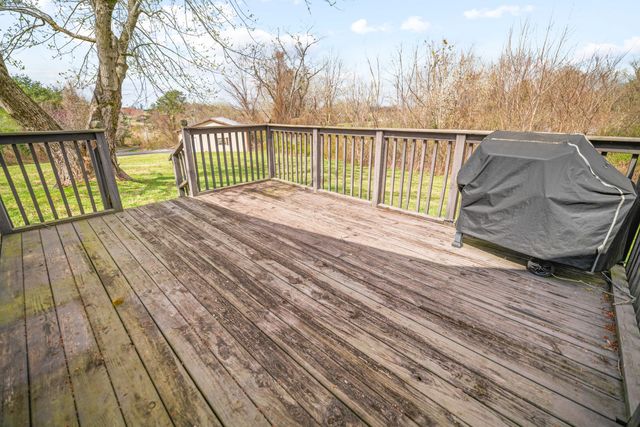 345 Sunset Drive, Jamestown, KY 42629