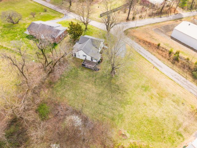 345 Sunset Drive, Jamestown, KY 42629