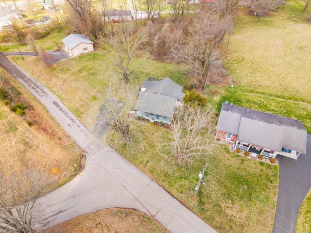345 Sunset Drive, Jamestown, KY 42629