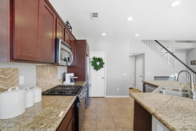 252 Driftwood Street, Fillmore, CA 93015