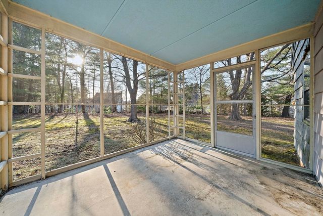 14 Wheelock Circle, Franklin, MA 02038