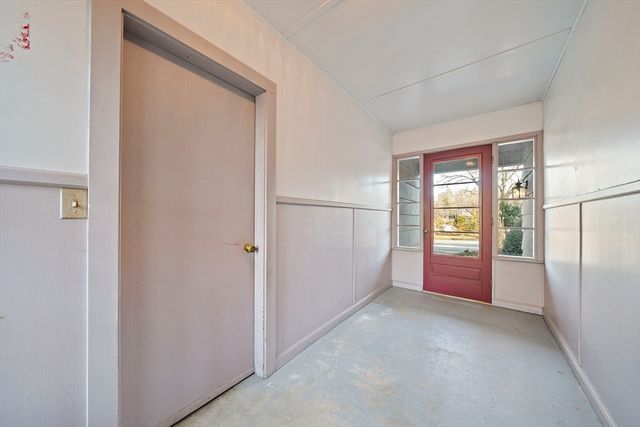 14 Wheelock Circle, Franklin, MA 02038