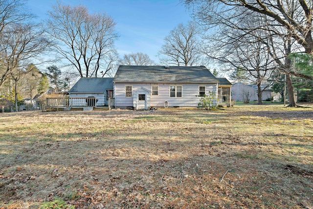 14 Wheelock Circle, Franklin, MA 02038