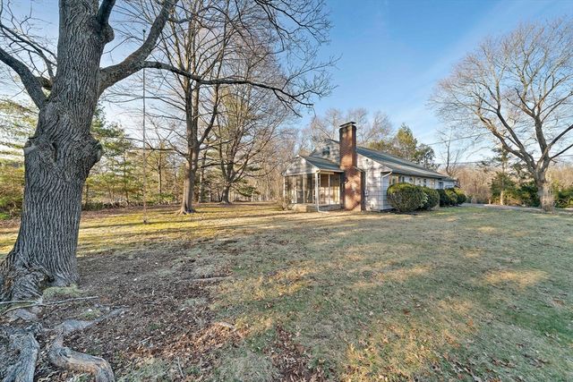 14 Wheelock Circle, Franklin, MA 02038