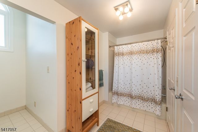 21 Fowler Dr, West Orange Twp., NJ 07052