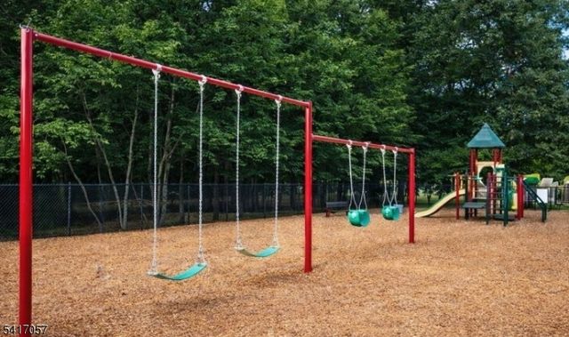 21 Fowler Dr, West Orange Twp., NJ 07052