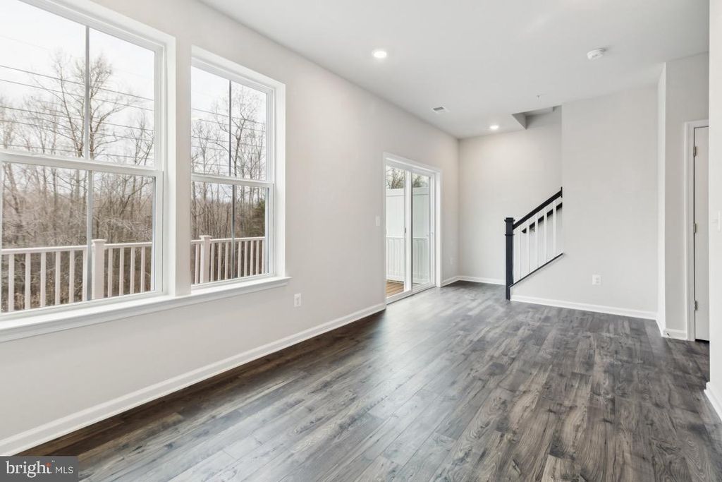 Image 16 of property listing at 9706 TWEED HOPE PL, Waldorf, MD 20601