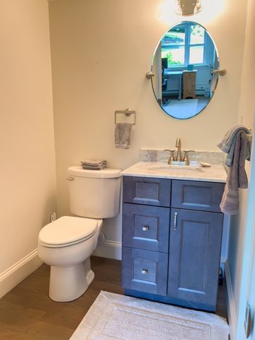 52 Cloutman's Lane, Marblehead, MA 01945