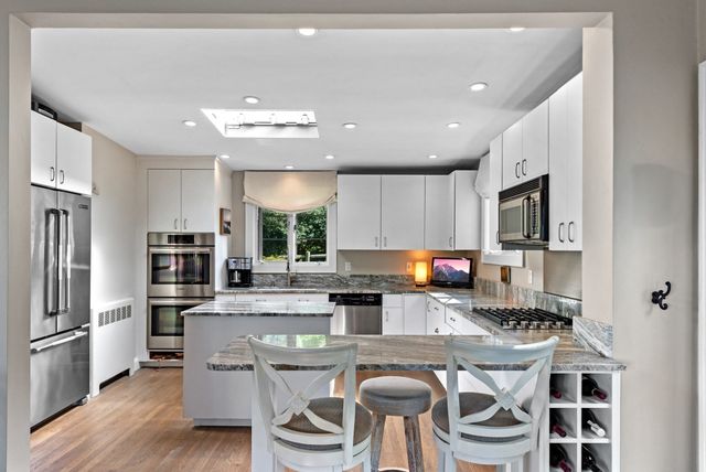 52 Cloutman's Lane, Marblehead, MA 01945