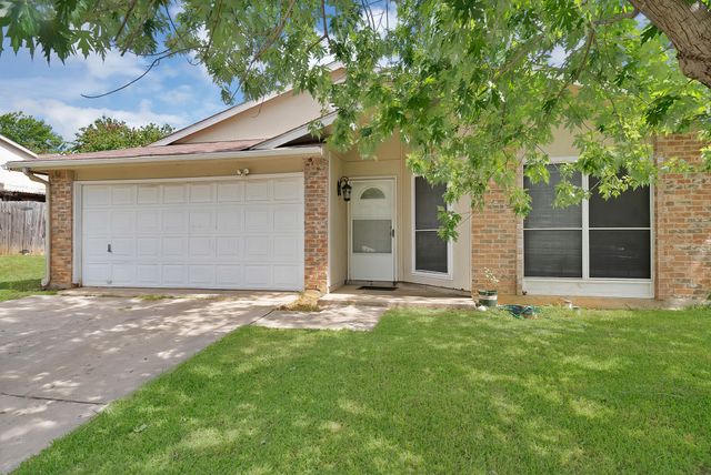 7729 Portman Avenue, Fort Worth, TX 76112