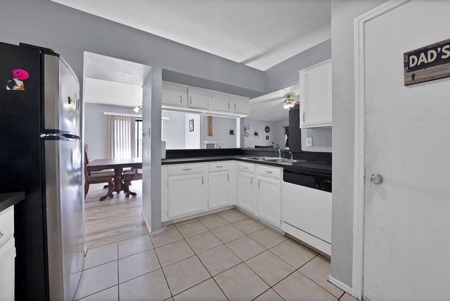 7729 Portman Avenue, Fort Worth, TX 76112