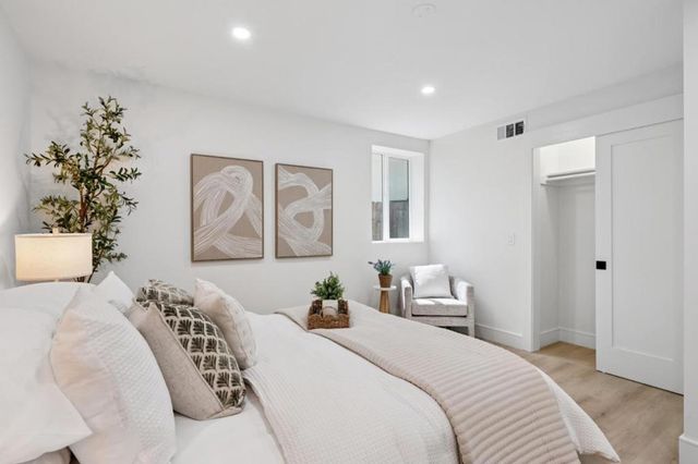 2 Celia Court, Pacifica, CA 94044