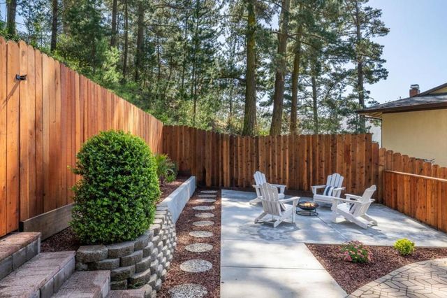 2 Celia Court, Pacifica, CA 94044