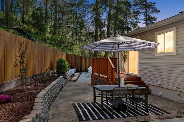 2 Celia Court, Pacifica, CA 94044