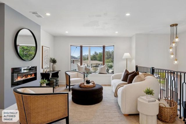 2 Celia Court, Pacifica, CA 94044