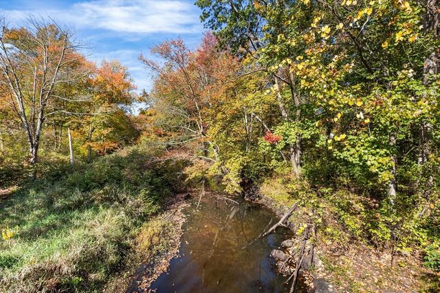 114 Haverhill St, North Reading, MA 01864