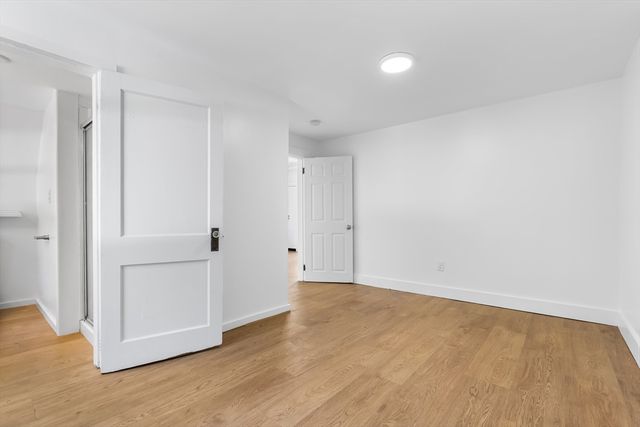 114 Haverhill St, North Reading, MA 01864