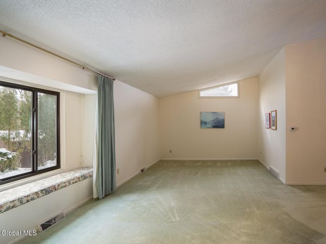 2 Loudonwood East, Colonie, NY 12211