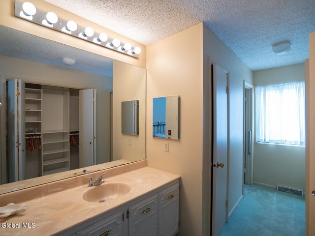 2 Loudonwood East, Colonie, NY 12211