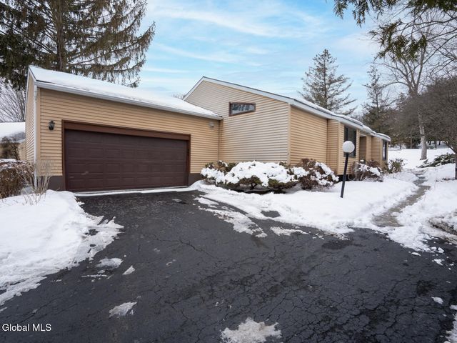 2 Loudonwood East, Colonie, NY 12211