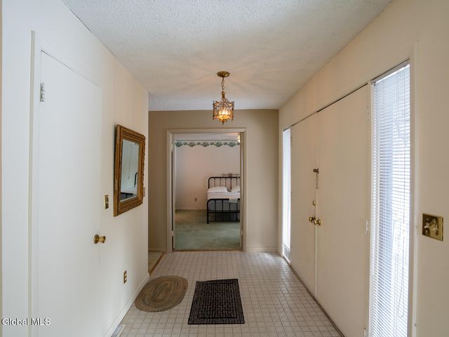 2 Loudonwood East, Colonie, NY 12211