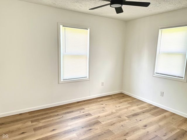 405 E Cowing Drive, Muncie, IN 47303