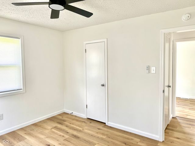 405 E Cowing Drive, Muncie, IN 47303