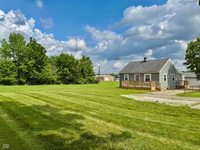 405 E Cowing Drive, Muncie, IN 47303