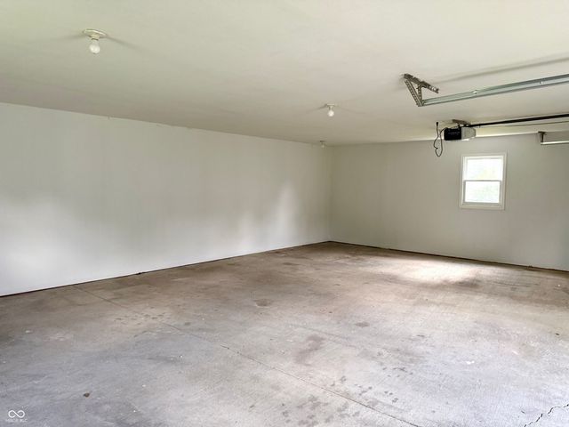 405 E Cowing Drive, Muncie, IN 47303