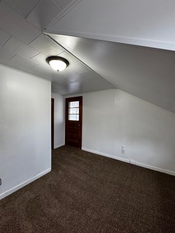 2002 N Carolina Street, Saginaw, MI 48602