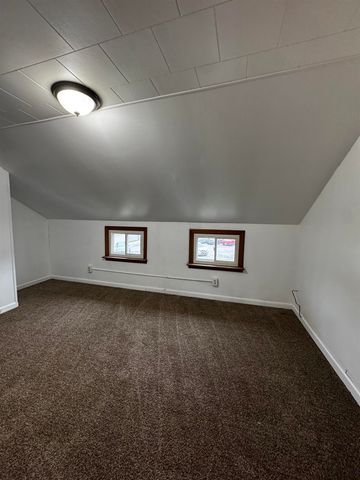 2002 N Carolina Street, Saginaw, MI 48602
