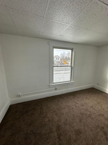 2002 N Carolina Street, Saginaw, MI 48602