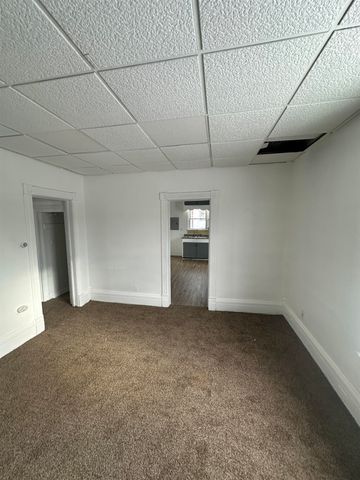 2002 N Carolina Street, Saginaw, MI 48602