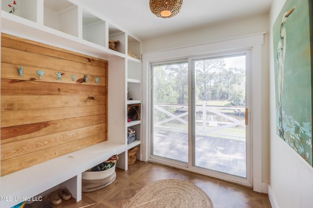 224 Pinewood Drive, Pass Christian, MS 39571