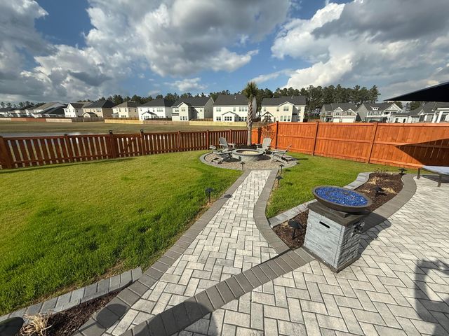 525 Dunswell Drive, Summerville, SC 29486