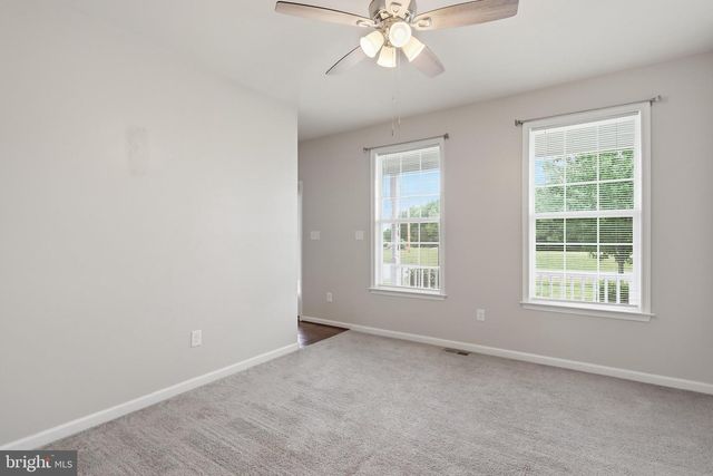 97 PORTSMOUTH CT, Falling Waters, WV 25419