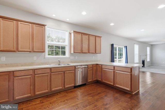 97 PORTSMOUTH CT, Falling Waters, WV 25419