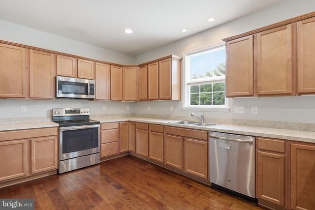 97 PORTSMOUTH CT, Falling Waters, WV 25419