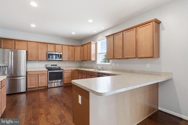 97 PORTSMOUTH CT, Falling Waters, WV 25419