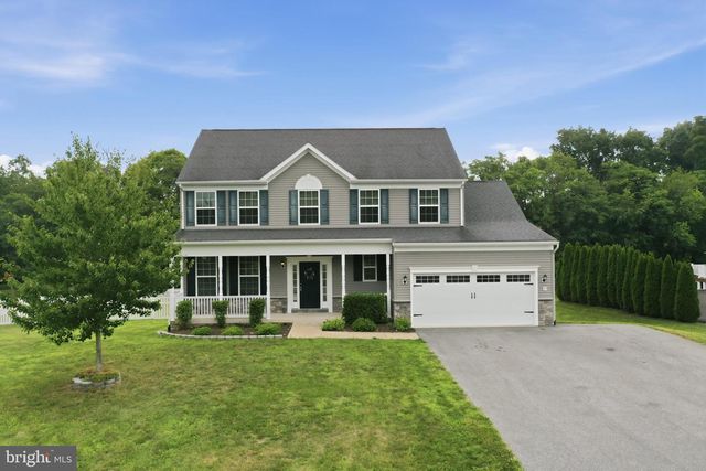 97 PORTSMOUTH CT, Falling Waters, WV 25419
