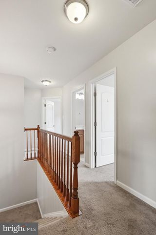 97 PORTSMOUTH CT, Falling Waters, WV 25419